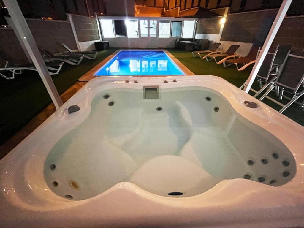 Villa Cristallo En Costa Adeje ปลายาเดลาสอเมริกาส ภายนอก รูปภาพ